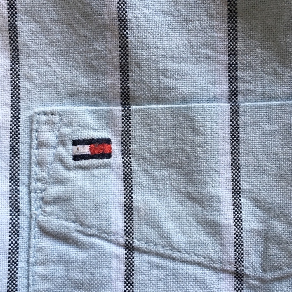 Tommy Hilfiger size  L button down w/ emblem